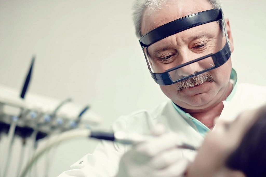 fellucidentalclinic_1671032471_2993159769049999993_35454178836